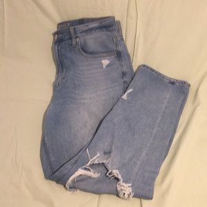 American Eagle High Waisted Mom Jean